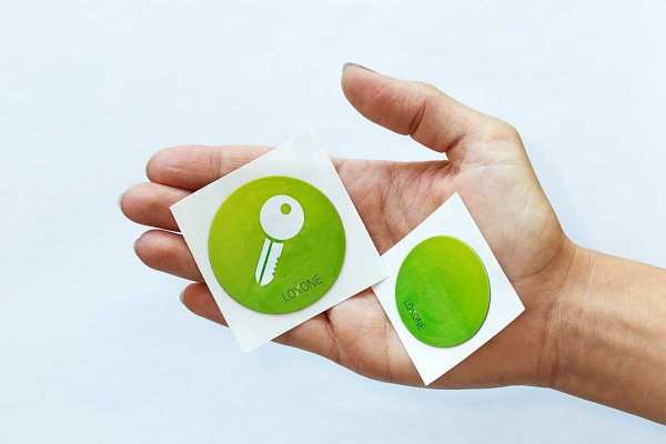 loxone-smart-tags-hand_shop_hanna